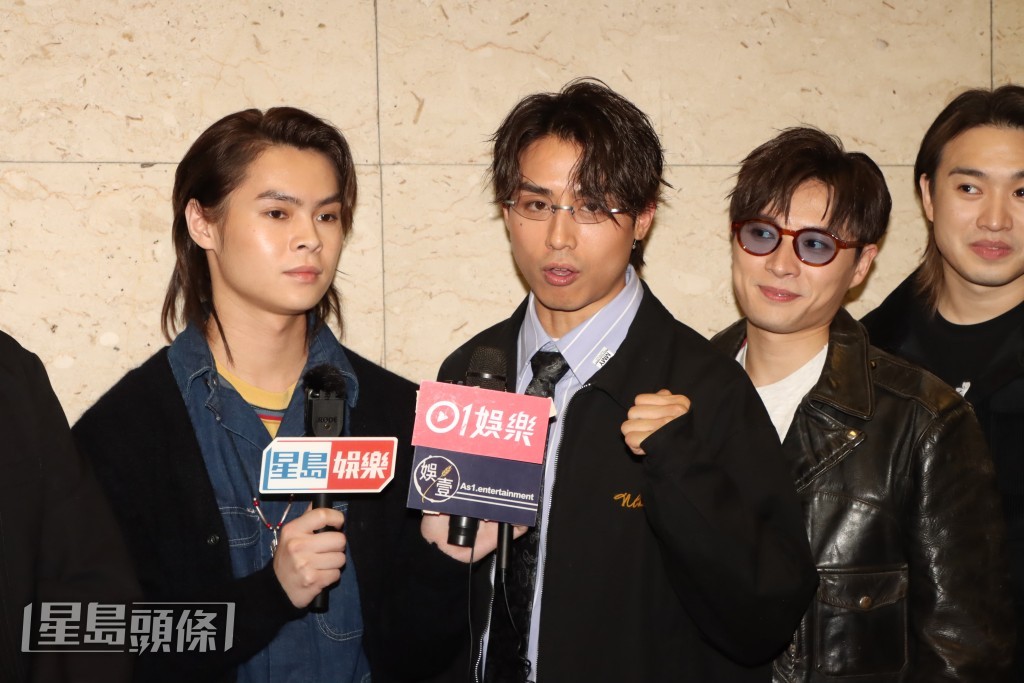 Tiger透露繼續有結他,曲風比較搖滾,唔知AK有份參與邊一part呢。 Tiger透露繼續有結他,曲風比較搖滾,唔知AK有份參與邊一part呢。