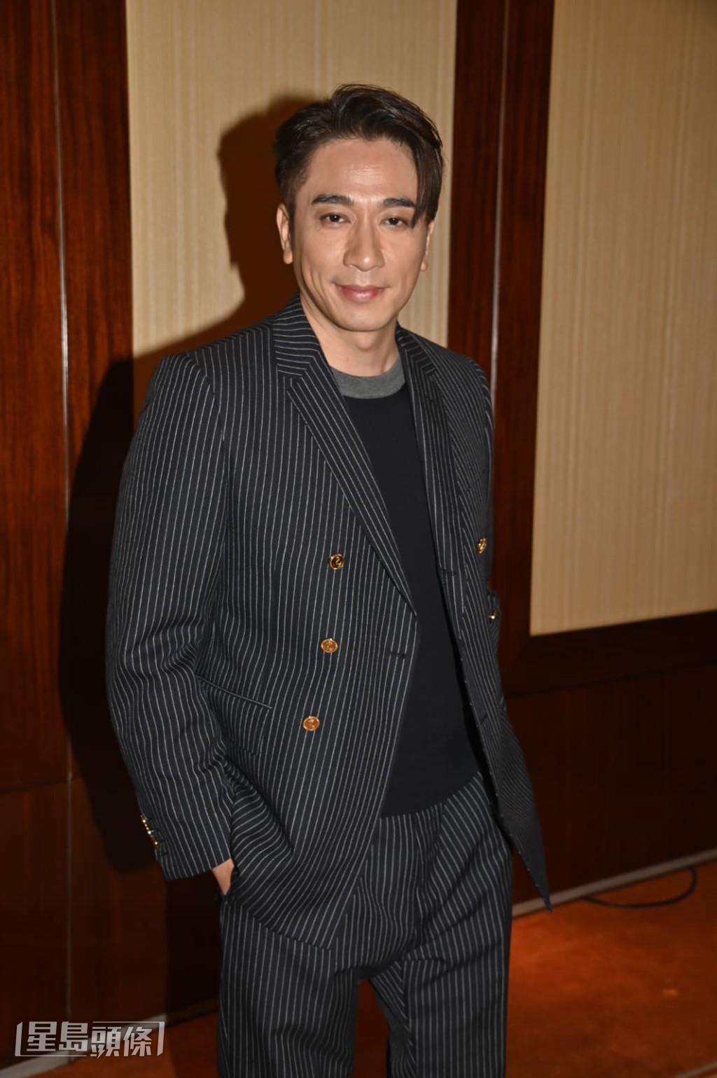 剛在月頭46歲生日的他表示正日跟家人一起過。