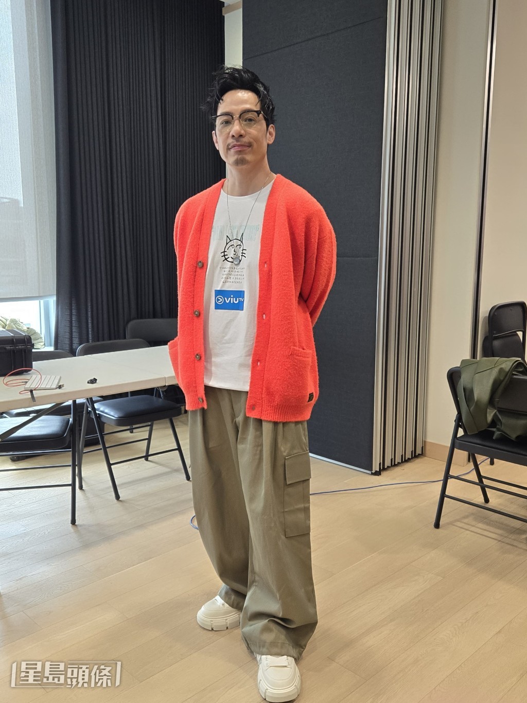 強尼在ViuTV新劇《弊傢伙!我要去祓魔》首次做男主角。 強尼在ViuTV新劇《弊傢伙!我要去祓魔》首次做男主角。
