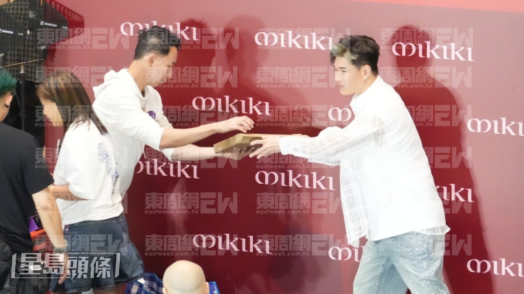 張與辰說兩人之後的相處也不會避忌。 張與辰說兩人之後的相處也不會避忌。