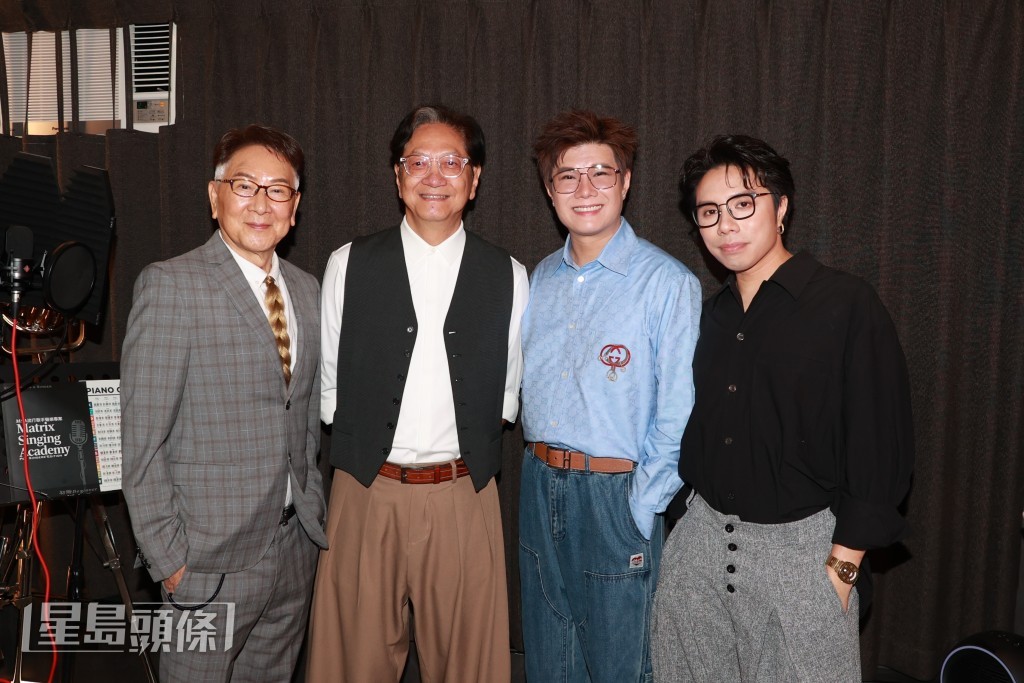 陳友（左二）亦有到場支持。