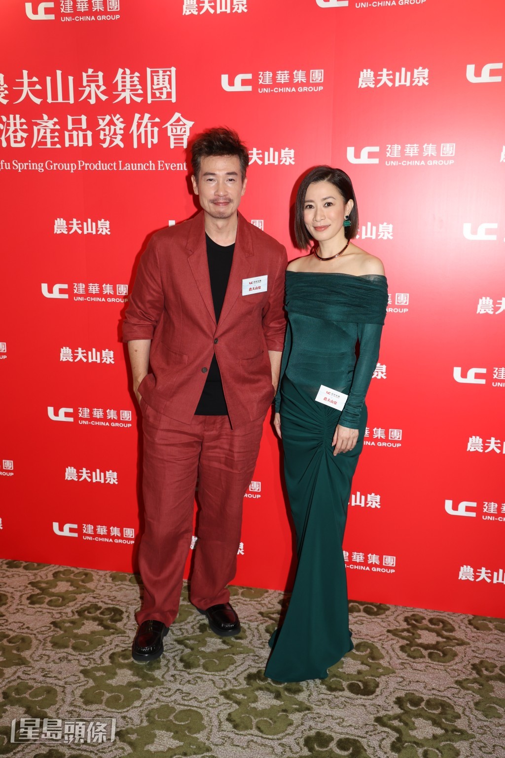 佘詩曼與陳豪希望能再次合作拍劇,只要劇本好,演甚麼都可以。 佘詩曼與陳豪希望能再次合作拍劇,只要劇本好,演甚麼都可以。