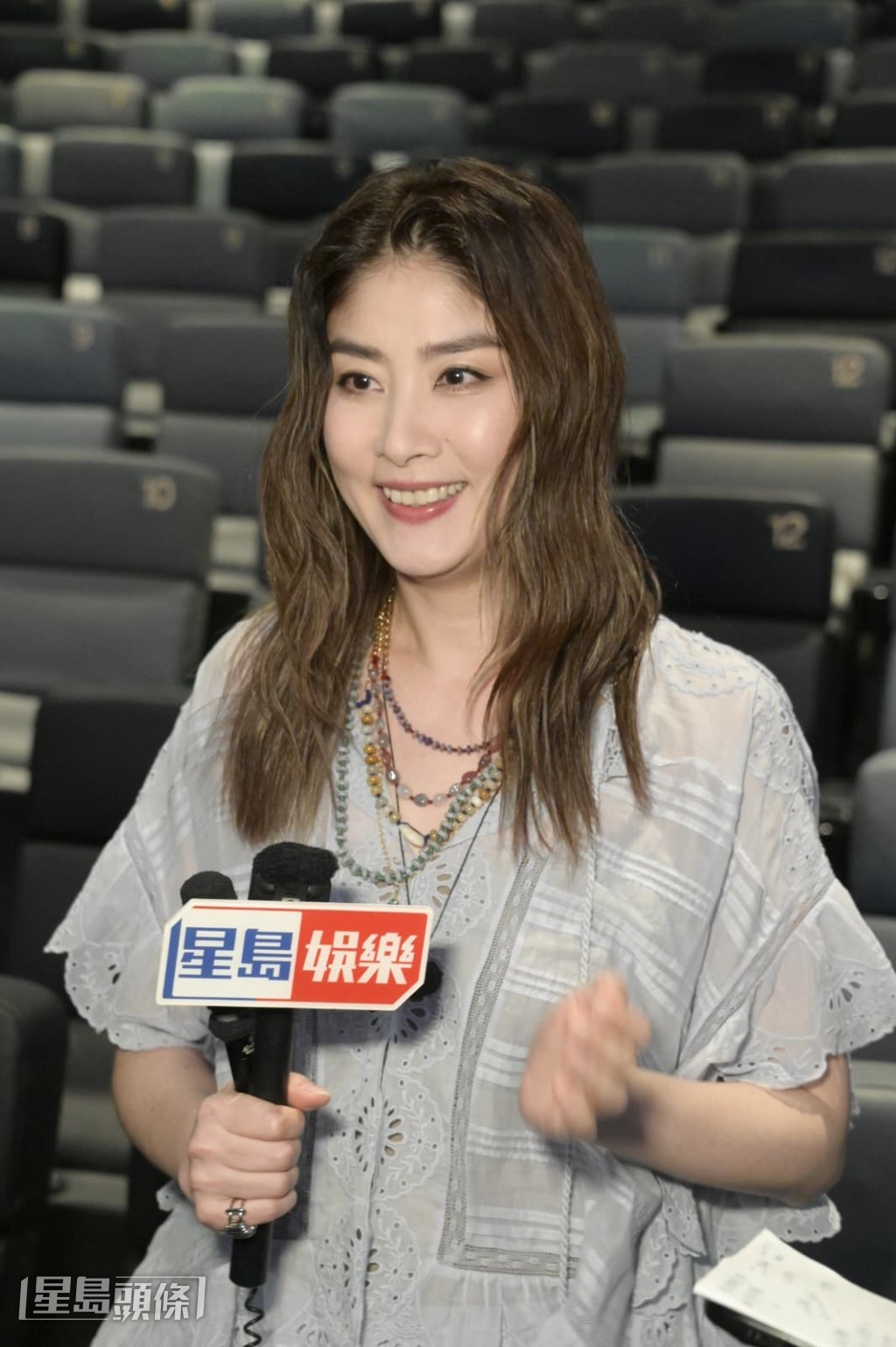 問到Kelly是否有興趣《唱錢》？她就表示「諗諗先」。