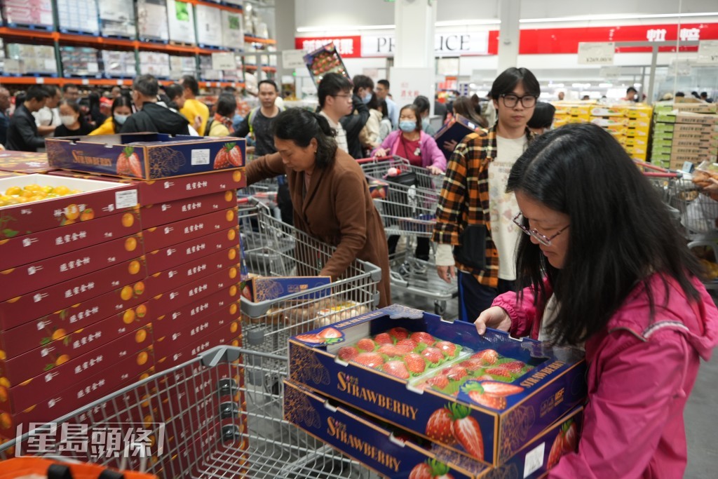 記者直擊Costco現場。吳艷玲攝