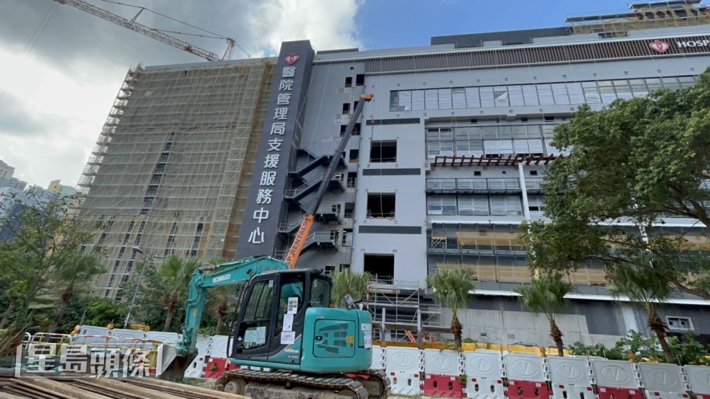 東涌裕東路一地盤早前有鐵枝從高處墮下,一名工人被擊斃。資料圖片 東涌裕東路一地盤早前有鐵枝從高處墮下,一名工人被擊斃。資料圖片