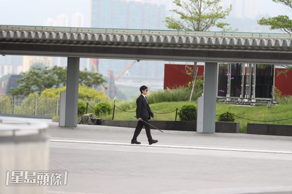 替身埋位。 替身埋位。