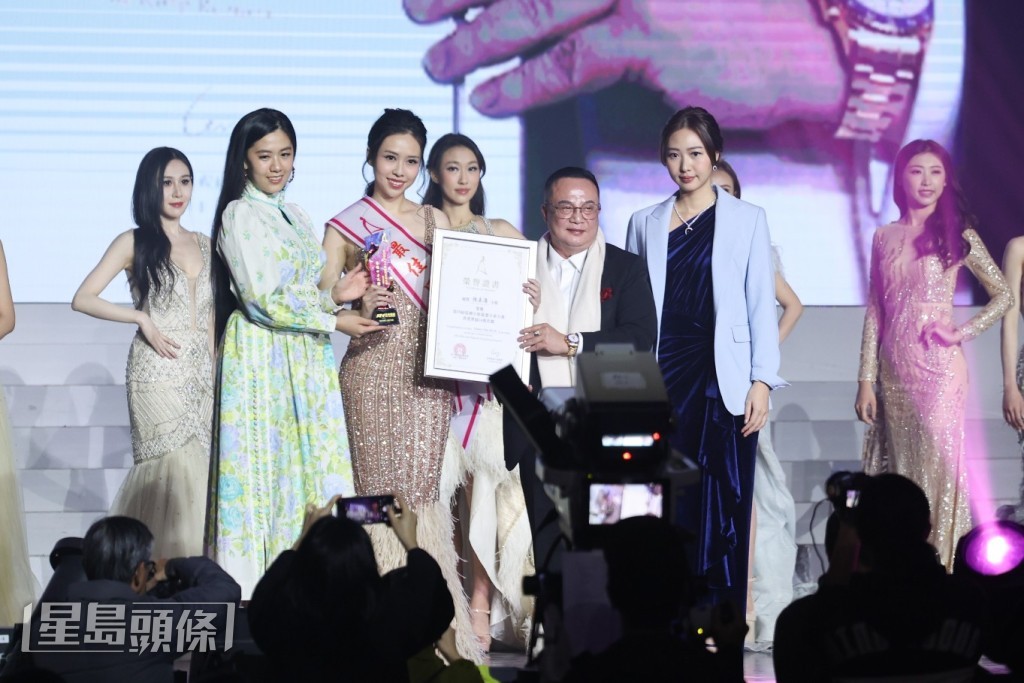 陈美涛同时获得“最佳口才奖”。 陈美涛同时获得“最佳口才奖”。