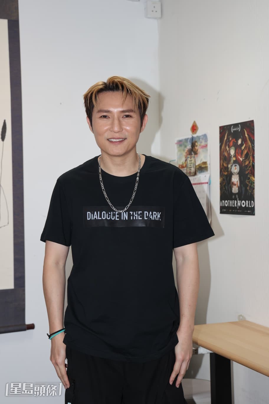 劉威煌也是首次在漆黑之中唱歌。