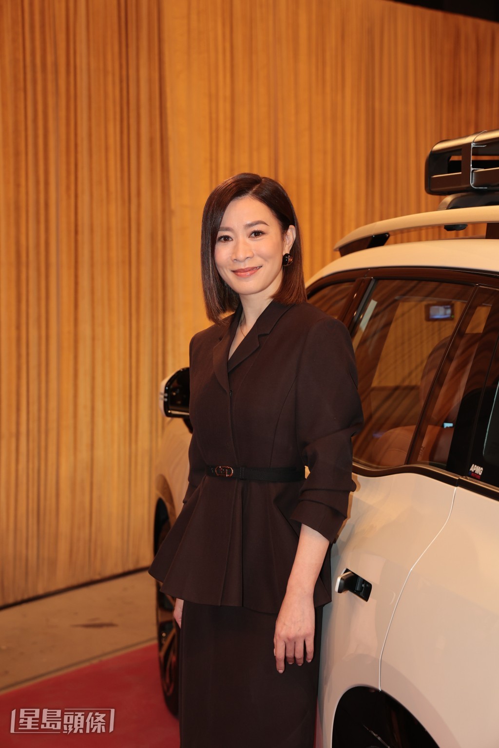 早前在澳門提到許紹雄便爆喊的阿佘,今日狀態明顯比之前好很多。 早前在澳門提到許紹雄便爆喊的阿佘,今日狀態明顯比之前好很多。