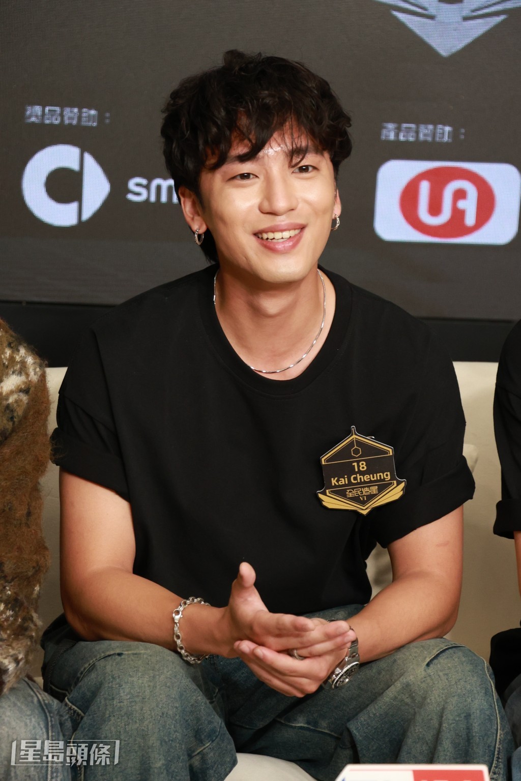 他表示非常榮幸! 他表示非常榮幸!