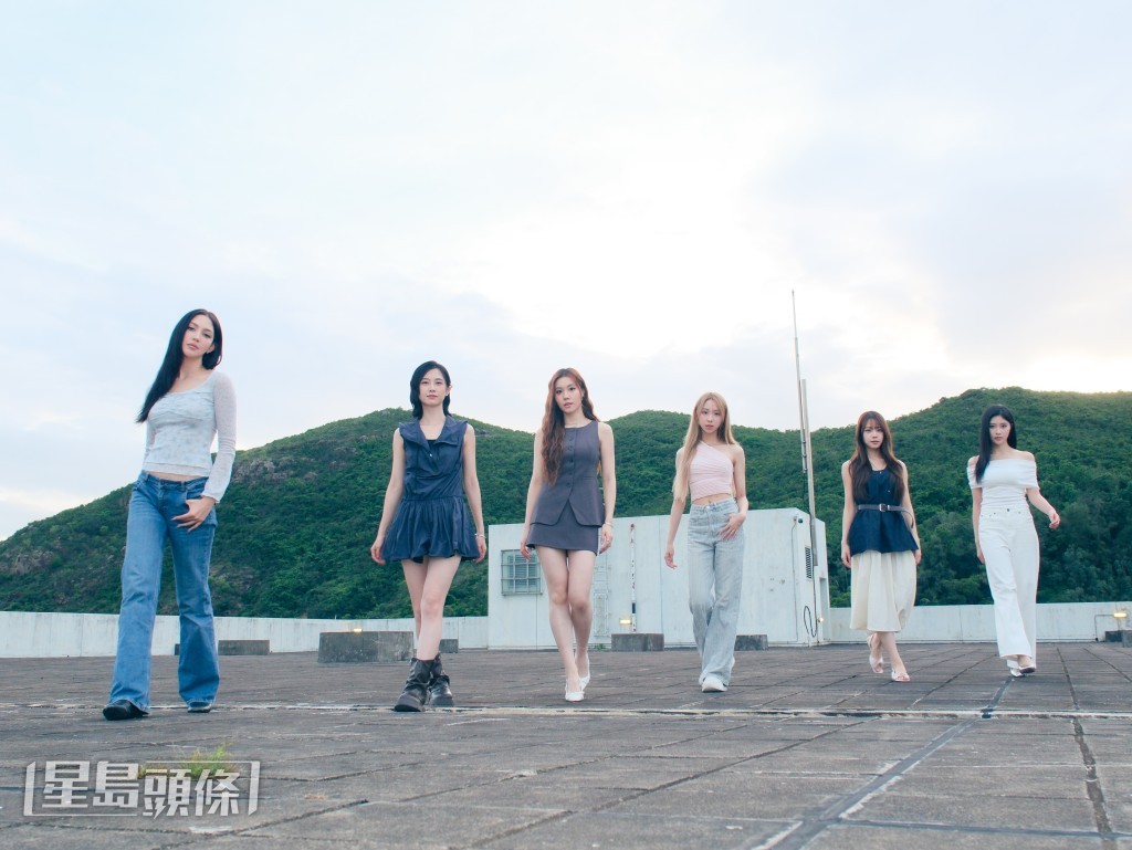 （左起）乔美莎、倪嘉雯、宋宛颖、卢映彤、庄子璇及倪乐琳组成魔音女团MYNT，在演艺界重新出发。