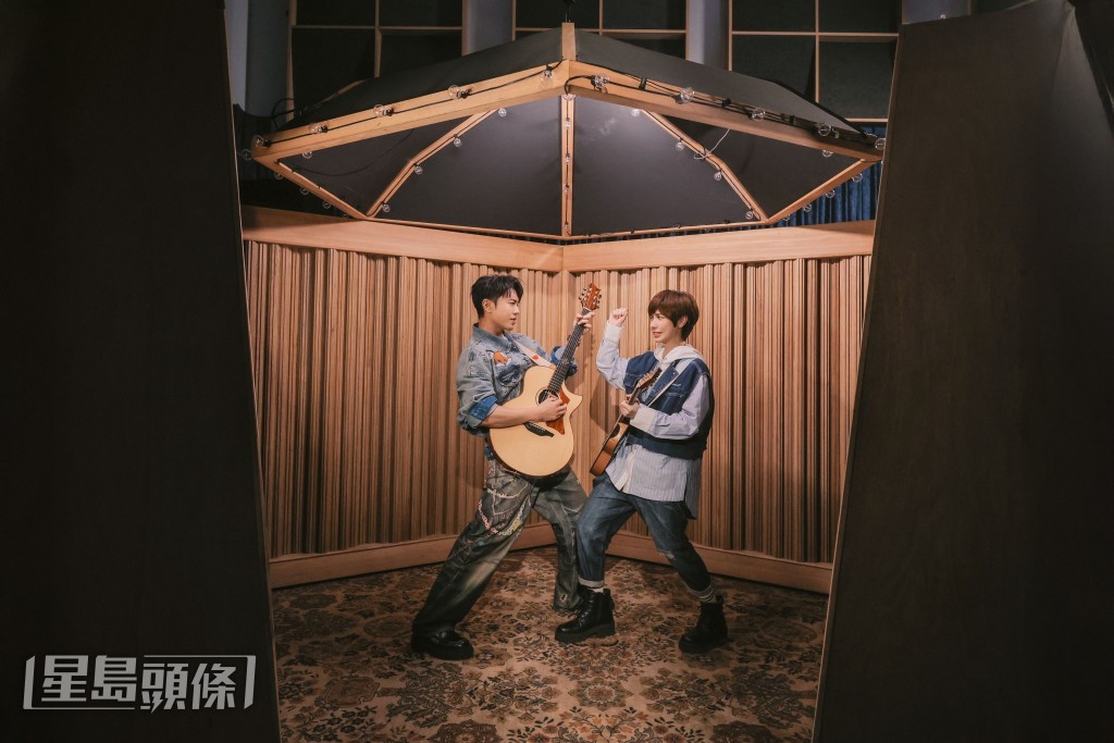 小魏透露從學生時代就很喜歡韋禮安,今次合作好似完夢一樣! 小魏透露從學生時代就很喜歡韋禮安,今次合作好似完夢一樣!