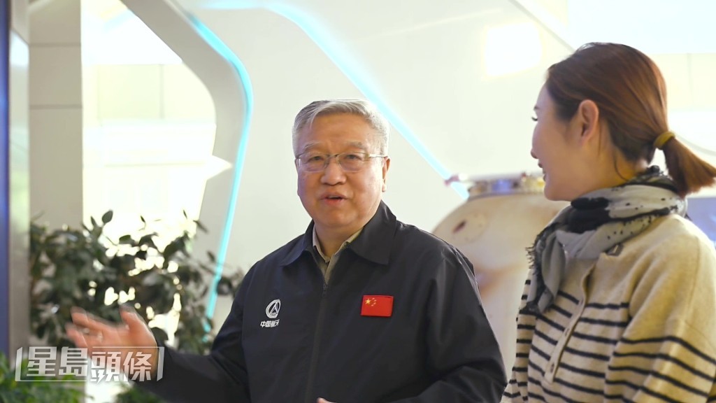 Janis訪問中國航天科技集團北斗全球導航工程副總設計師謝軍。
