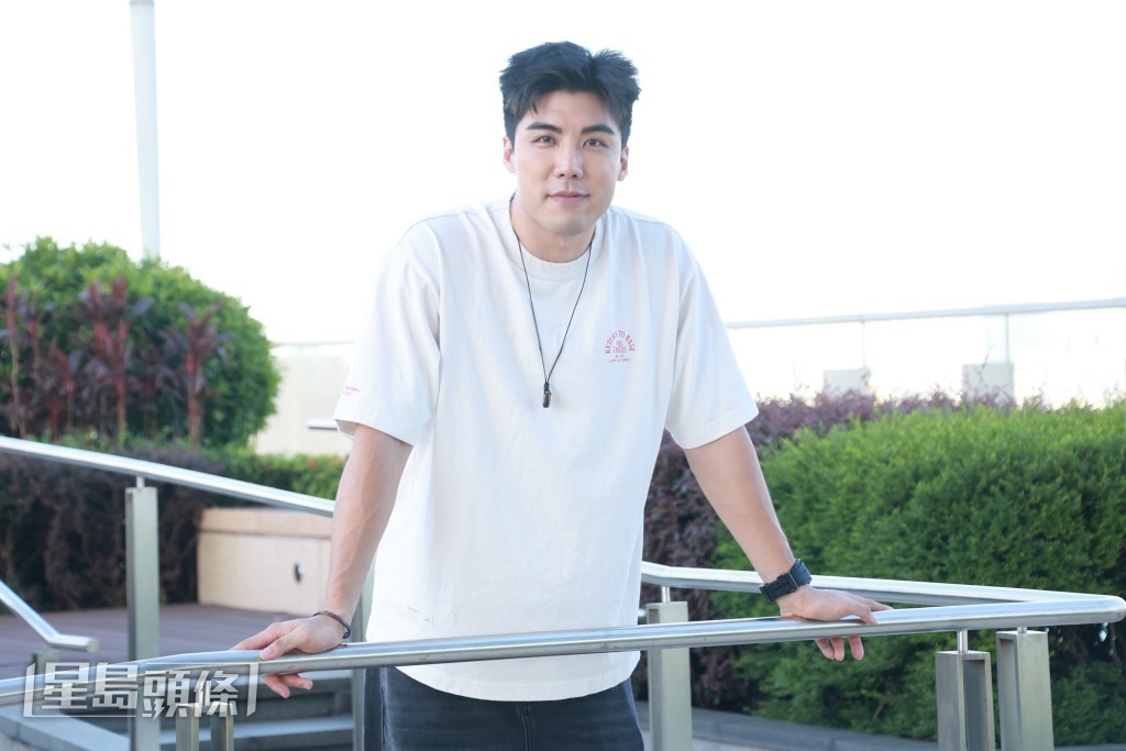 廖家爵透露入行前做吳岱融助手，對方教了他好多。