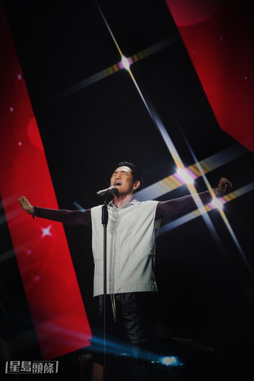 Alex出場即成為是次音樂節焦點，現場氣氛澎湃。