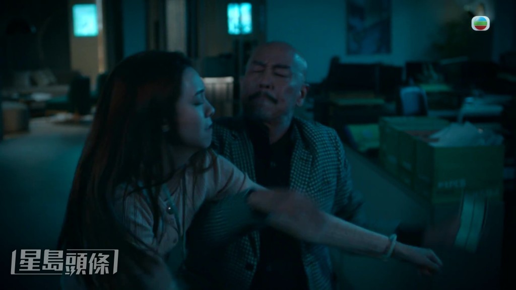  李海銅爆杜燕歌貼心剪指甲防受傷。