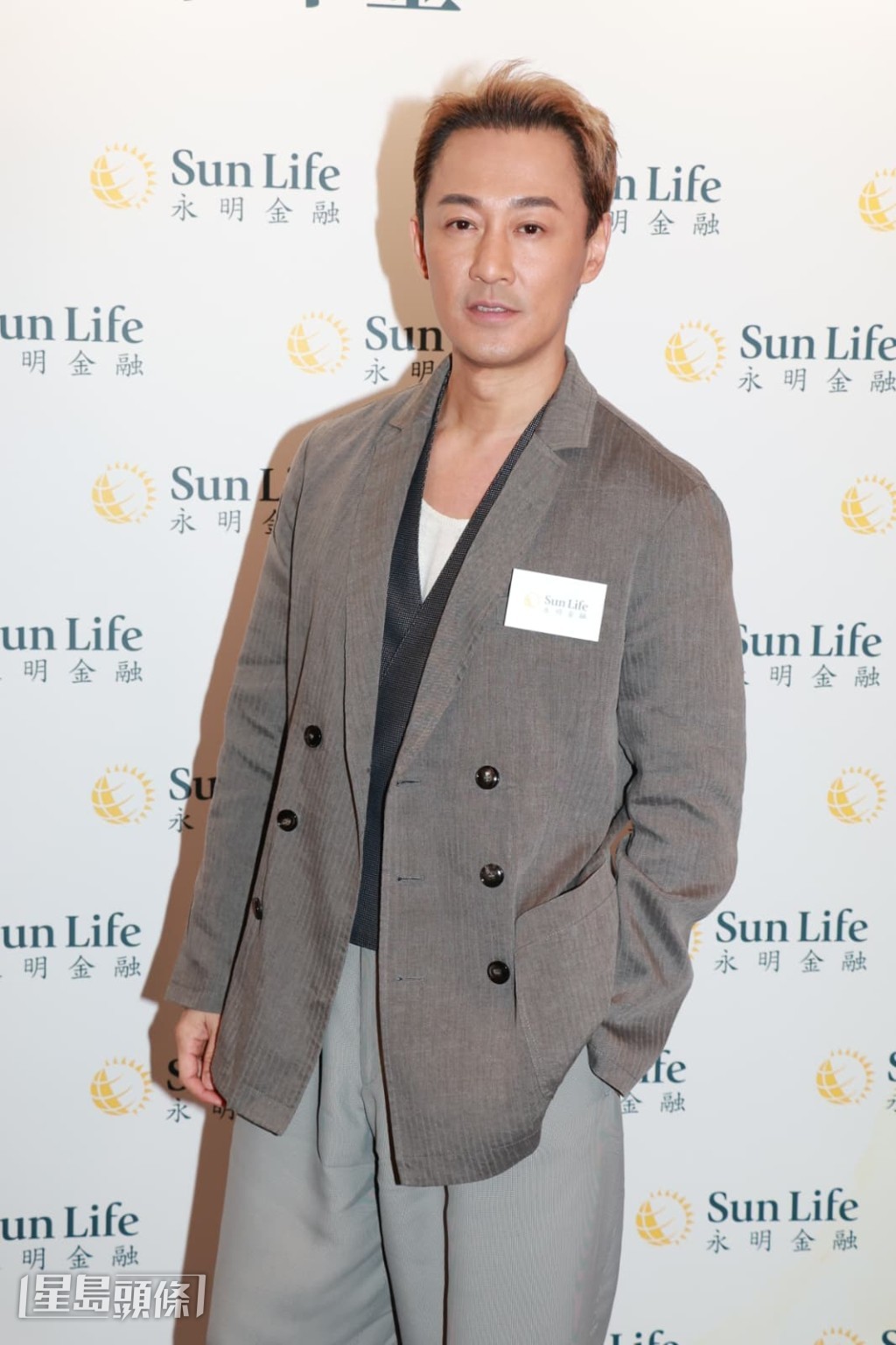 林峯說若然一、兩個月無工開會好慌,感覺手停口停。 林峯說若然一、兩個月無工開會好慌,感覺手停口停。