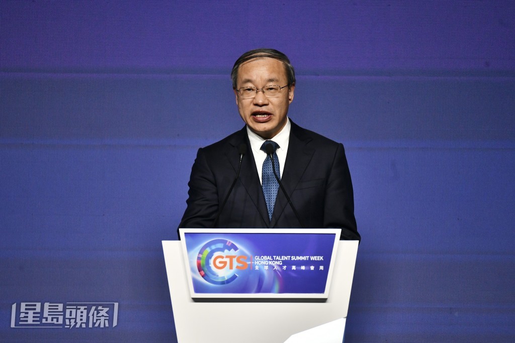 國家人力資源和社會保障部副部長俞家棟。