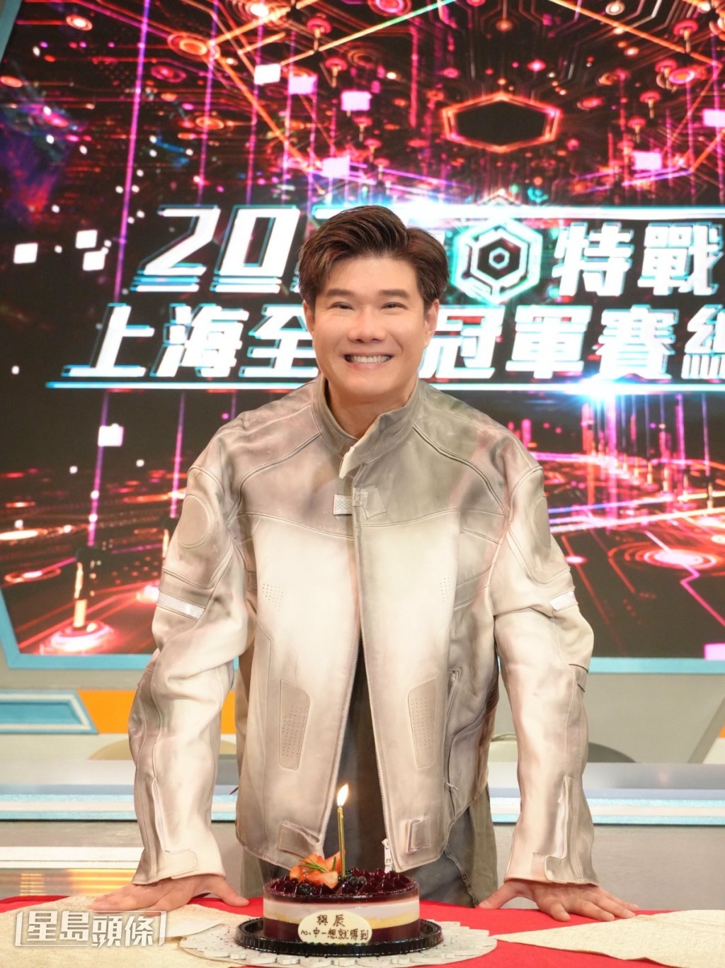張與辰透露正日生日會與700位粉絲一起度過。 張與辰透露正日生日會與700位粉絲一起度過。