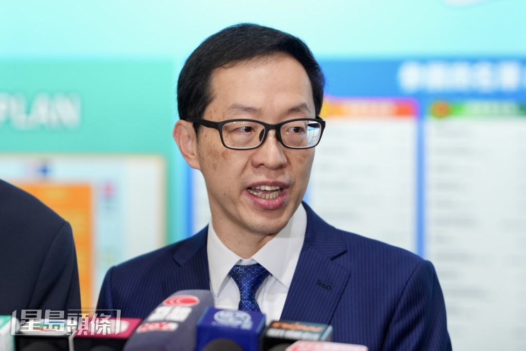 厂商会会长卢金荣致在开幕礼辞时表示,在当前充满挑战的经济环境下,“性价比为王”已成为新常态。刘骏轩摄 厂商会会长卢金荣致在开幕礼辞时表示,在当前充满挑战的经济环境下,“性价比为王”已成为新常态。刘骏轩摄