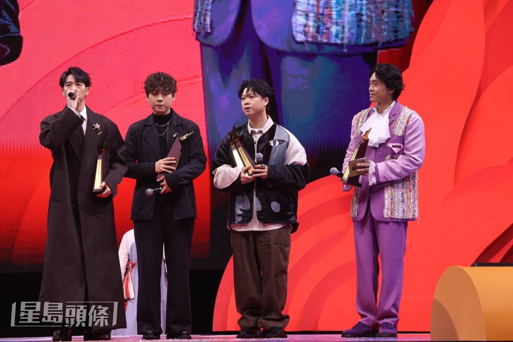 Jay Fung覺得可以做音樂已經很好,可以上台唱歌更是感激。 Jay Fung覺得可以做音樂已經很好,可以上台唱歌更是感激。