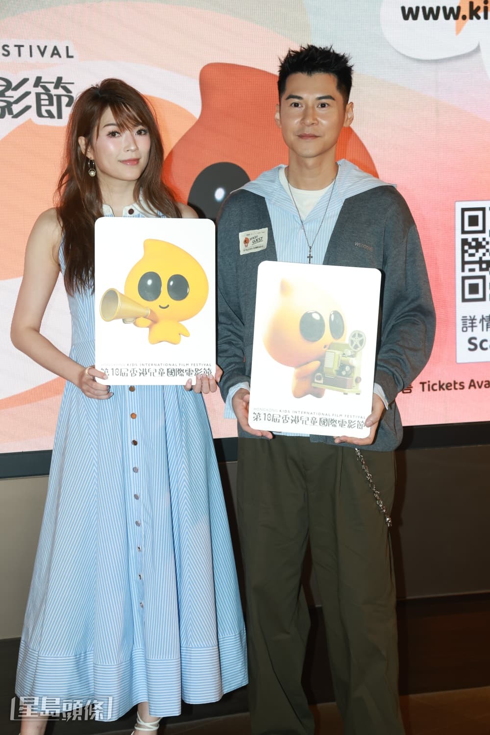 Shiga指夫婦倆已約定一定要親自送女兒上學。 Shiga指夫婦倆已約定一定要親自送女兒上學。