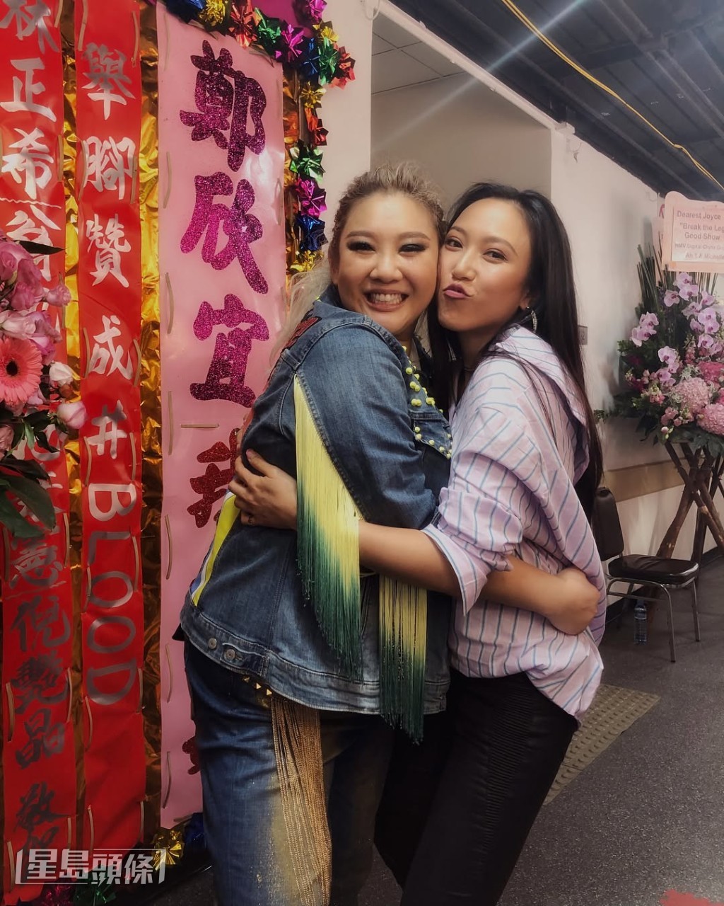 從傳媒口中得知欣宜將參與內地節目《歌手2026》,並大讚這是好事,因為大家也期待已久。 從傳媒口中得知欣宜將參與內地節目《歌手2026》,並大讚這是好事,因為大家也期待已久。