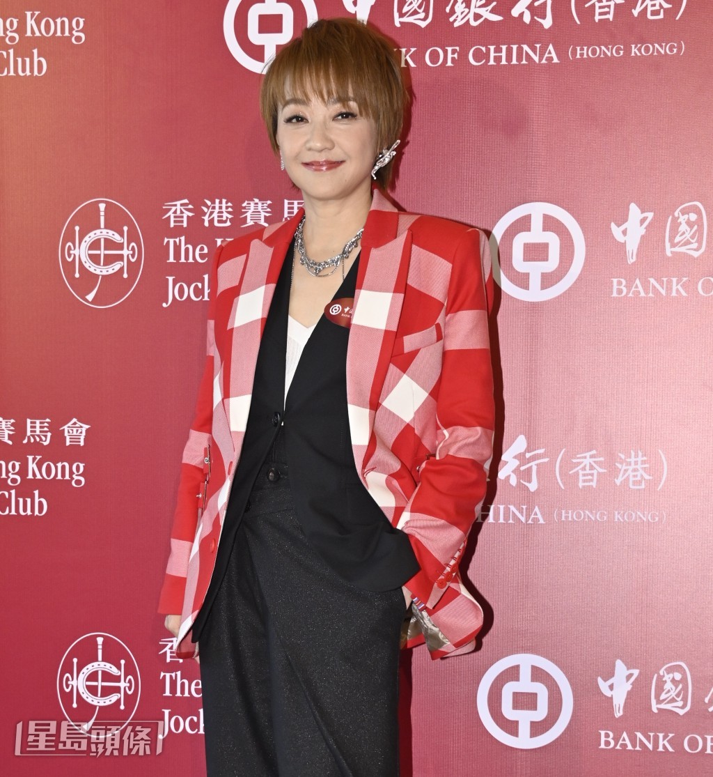 慧嫻十分留意時下的新歌手，尤其是同公司的曾比特。