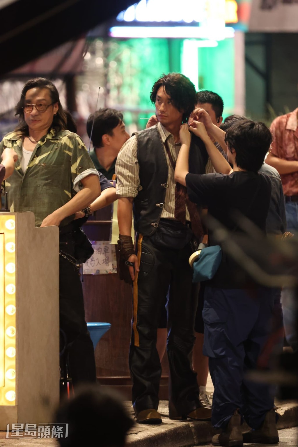 劉俊謙現身街頭,飾演泊車仔。 劉俊謙現身街頭,飾演泊車仔。