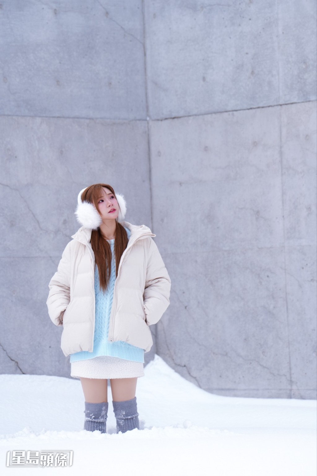 後來落實出歌，就將這些片段變成MV。