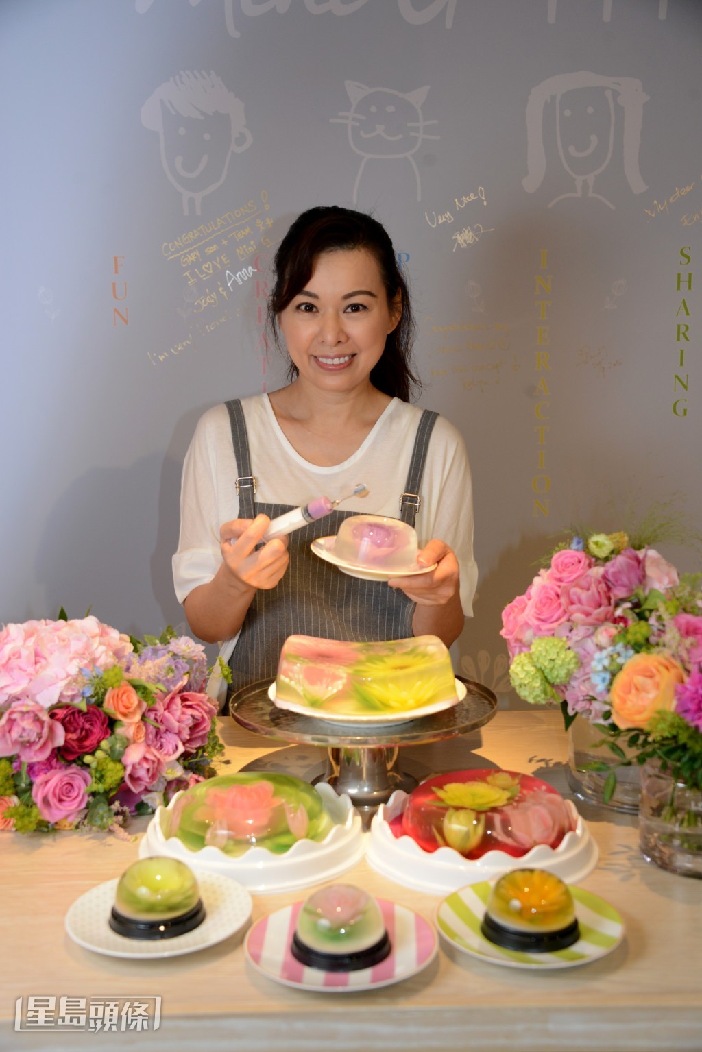 陳慧儀自2016年起開班教授製作啫喱花蛋糕，亦會慈善義教。