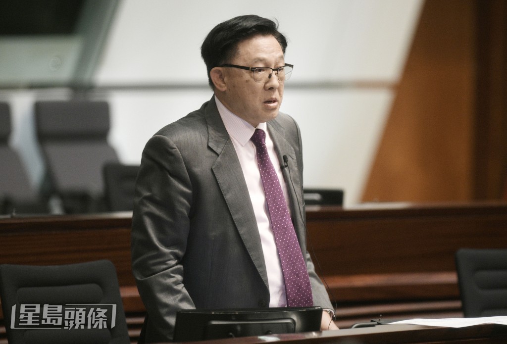 選委界何君堯建議,把皇后大道中(Queen's Road Central),改成'Wong Hau Road Central'。資料圖片 選委界何君堯建議,把皇后大道中(Queen's Road Central),改成'Wong Hau Road Central'。資料圖片