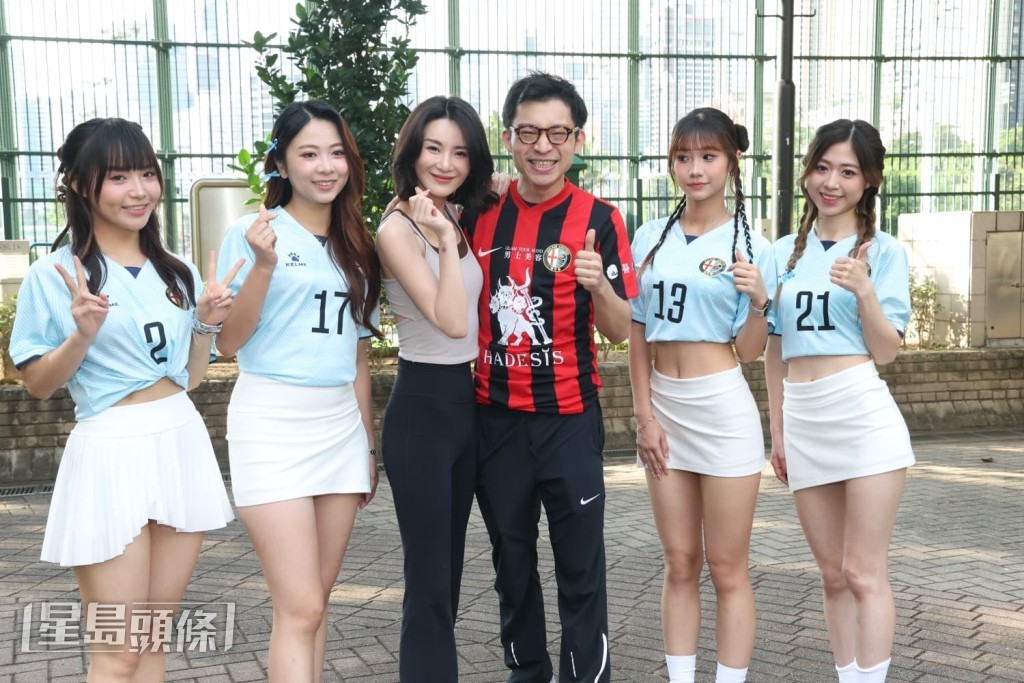 林作說今次挑選成員以身材同外貌為主,更以「BLACKPINK」為目標。 林作說今次挑選成員以身材同外貌為主,更以「BLACKPINK」為目標。