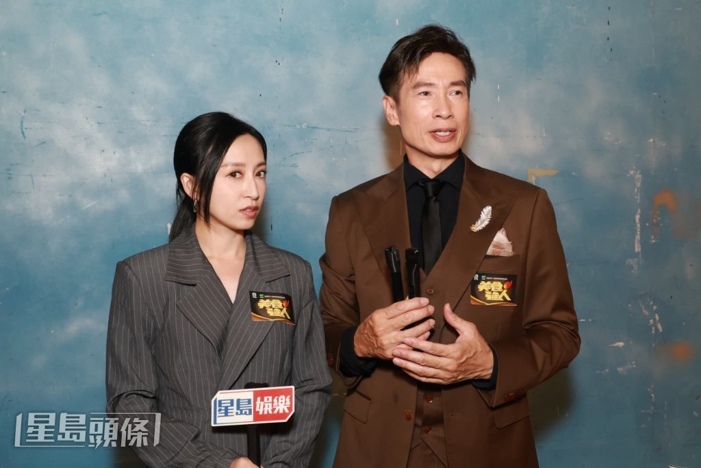 龔嘉欣即大讚他,是被演員耽誤了的好主持,更給予他99分。 龔嘉欣即大讚他,是被演員耽誤了的好主持,更給予他99分。