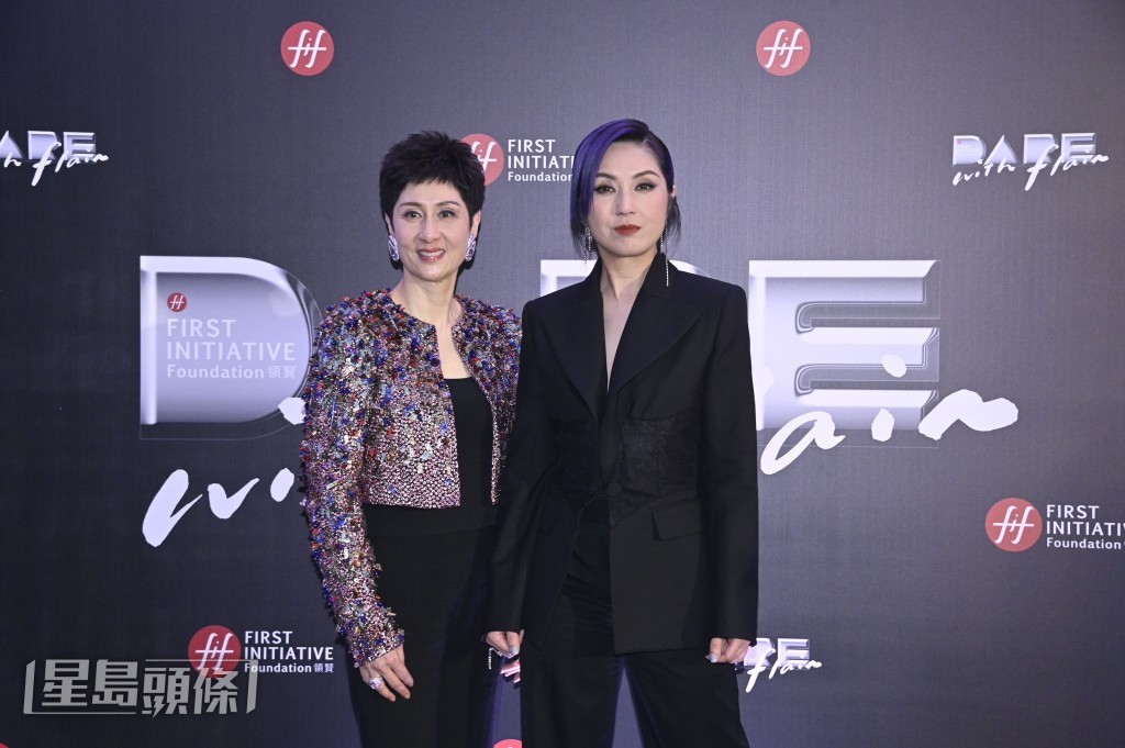 楊千嬅昨晚出席領賢慈善基金「DARE with Flair」年度慈善晚宴。 楊千嬅昨晚出席領賢慈善基金「DARE with Flair」年度慈善晚宴。
