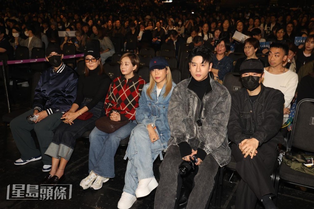 是晚入場支持的包括毛舜筠、邱士縉與女友李炘頤、許廷鏗以及陳建安等。 是晚入場支持的包括毛舜筠、邱士縉與女友李炘頤、許廷鏗以及陳建安等。