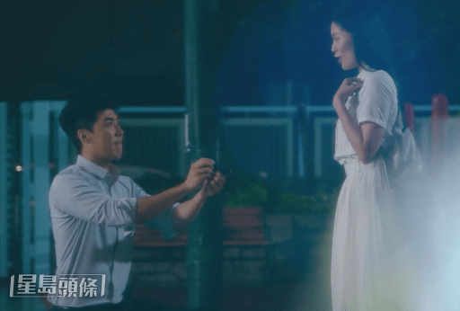 廖家爵演出《麻雀樂團》,首次與女演員有親密戲。 廖家爵演出《麻雀樂團》,首次與女演員有親密戲。