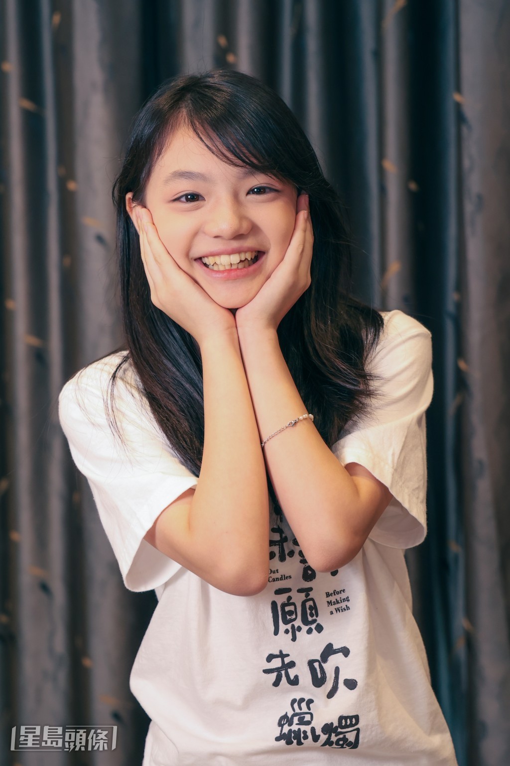 静妍笑言与Stanley及柯震东两大男神合作很荣幸。 静妍笑言与Stanley及柯震东两大男神合作很荣幸。