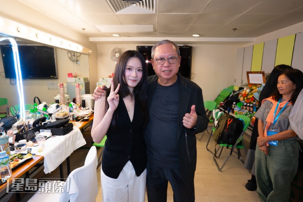 Cloud所屬寰亞集團老闆林建岳博士亦有到場為他打氣。 Cloud所屬寰亞集團老闆林建岳博士亦有到場為他打氣。