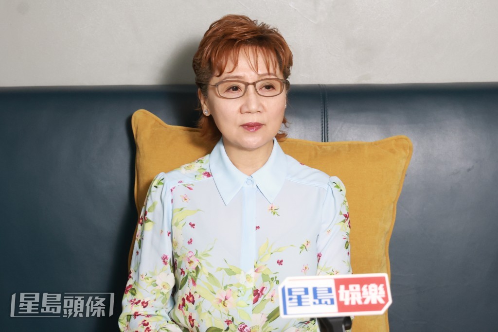 張德蘭婚後即淡出。