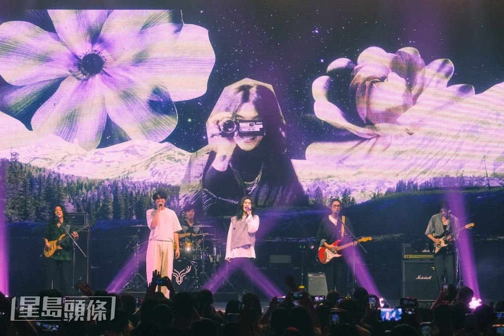 首次到香港开唱意义非凡，麋先生特地邀请宇宙人小玉担任嘉宾合唱。（相信音乐提供）