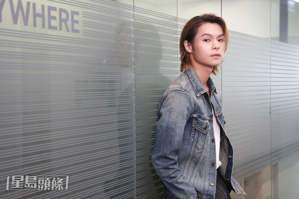 27歲的Tiger體內藏着一個「老靈魂」，最愛從小就愛聽的黃金時代Cantopop。