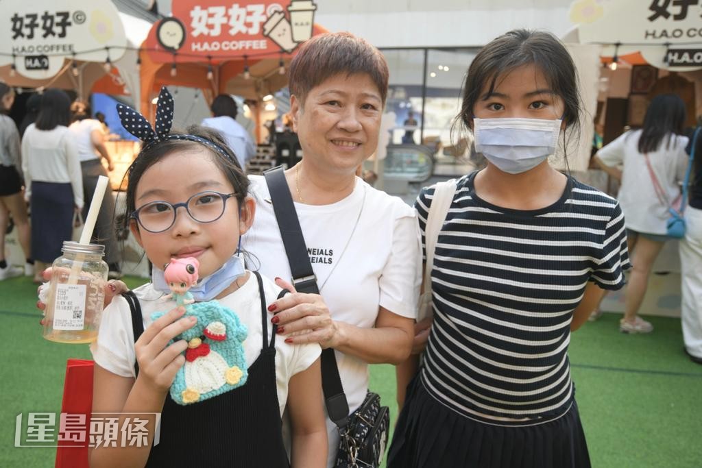 盧太一家五口到深圳東門及COCO Park即日遊。陳浩元攝