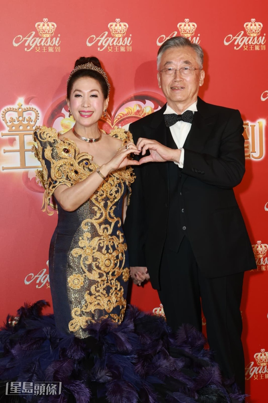 對於在保險公司創下佳積，王玉環坦言最緊要勤力和堅持。