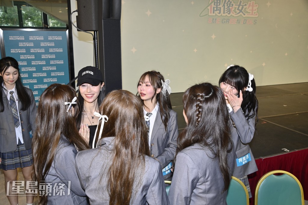 原來倪樂琳曾是偶像女生的試驗生。 原來倪樂琳曾是偶像女生的試驗生。