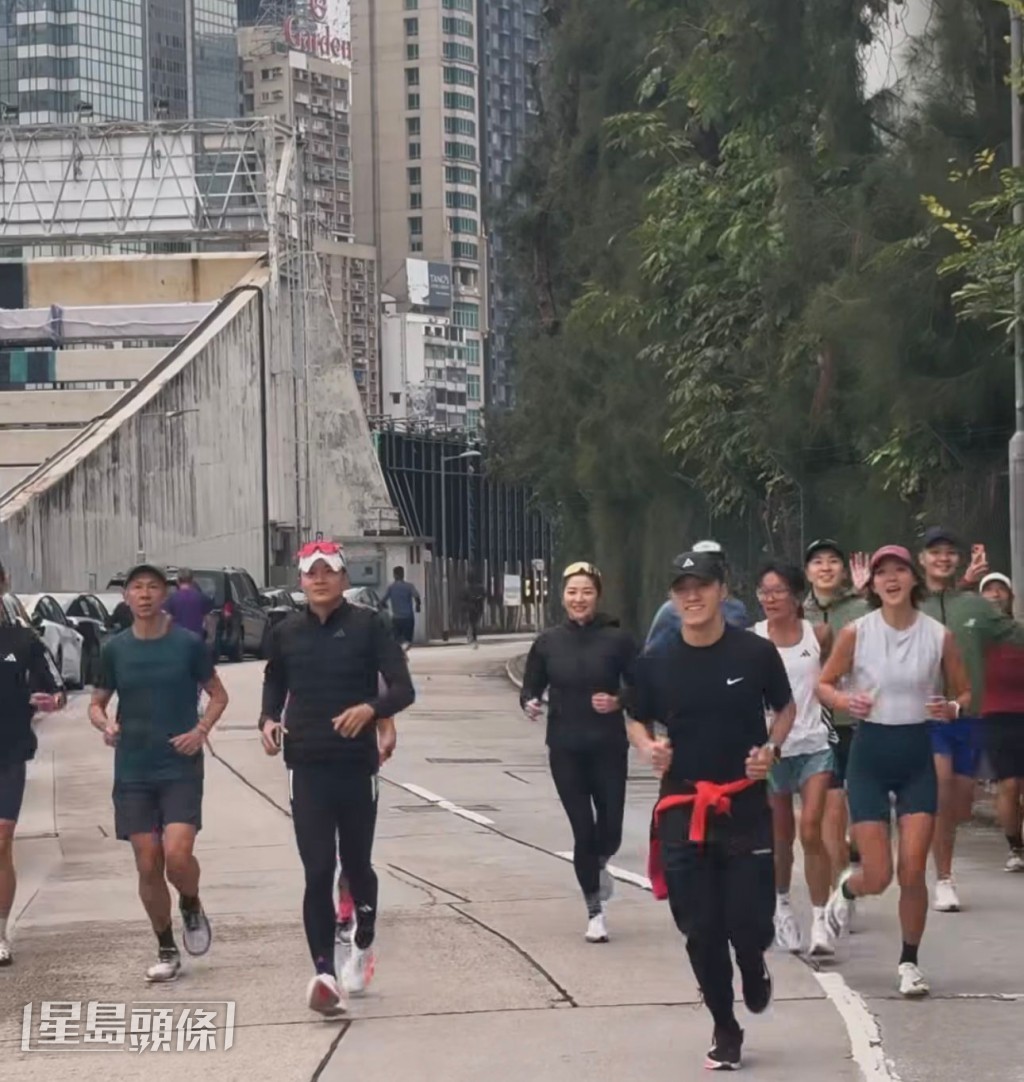洪永城以为系咁易循例18k嘅时候，原来要跑返太太嘅岁数Number38k。