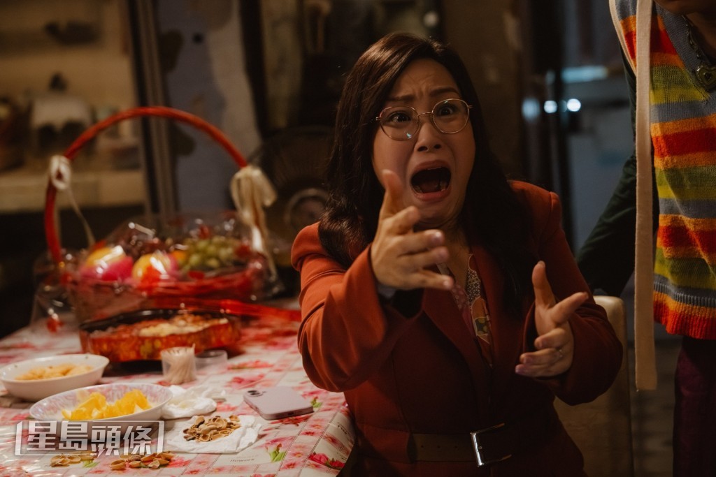 導演說劇情發展不是一個簡單的喜劇故事,相信會給到大家不少驚喜。 導演說劇情發展不是一個簡單的喜劇故事,相信會給到大家不少驚喜。