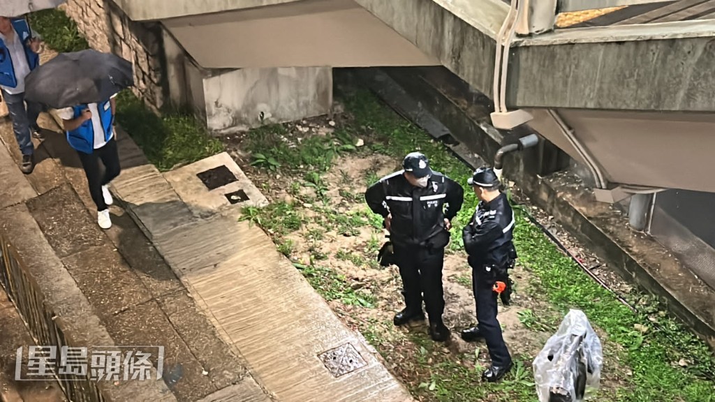 黎志伟摄