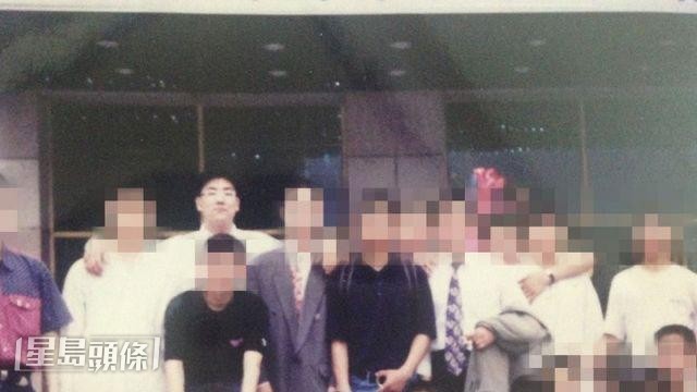 韓媒大爆趙震雄高中時期是不良份子,曾涉偷車、性侵。 韓媒大爆趙震雄高中時期是不良份子,曾涉偷車、性侵。