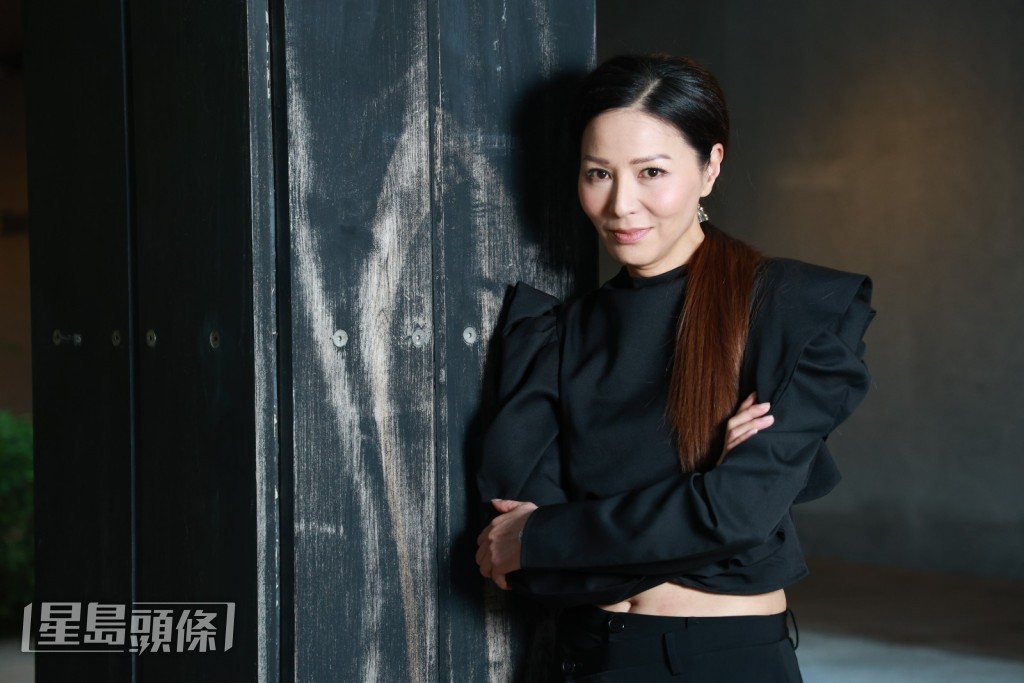面對強勁對手，她笑言心情好輕鬆。